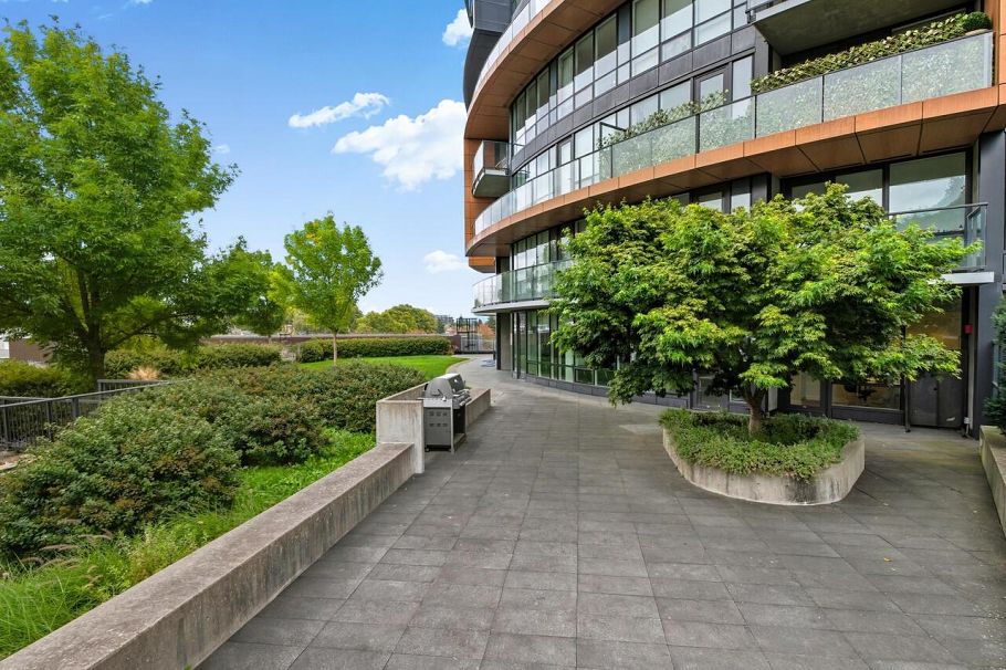 702 8488 Cornish Street Vancouver, BC - 35