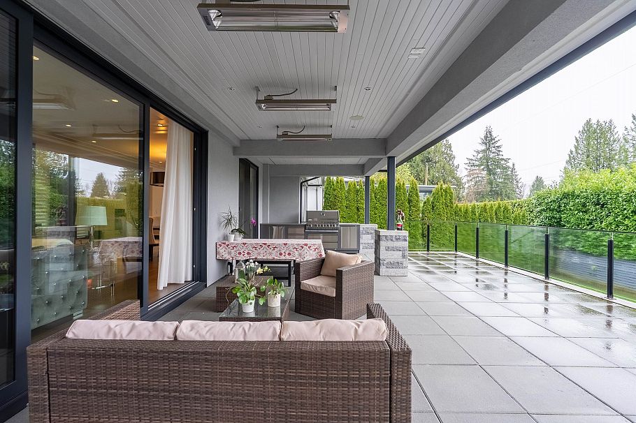 925 Beaumont Drive North Vancouver, BC - 37