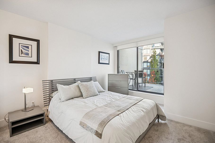 205 1633 W 8th Avenue Vancouver, BC - 14