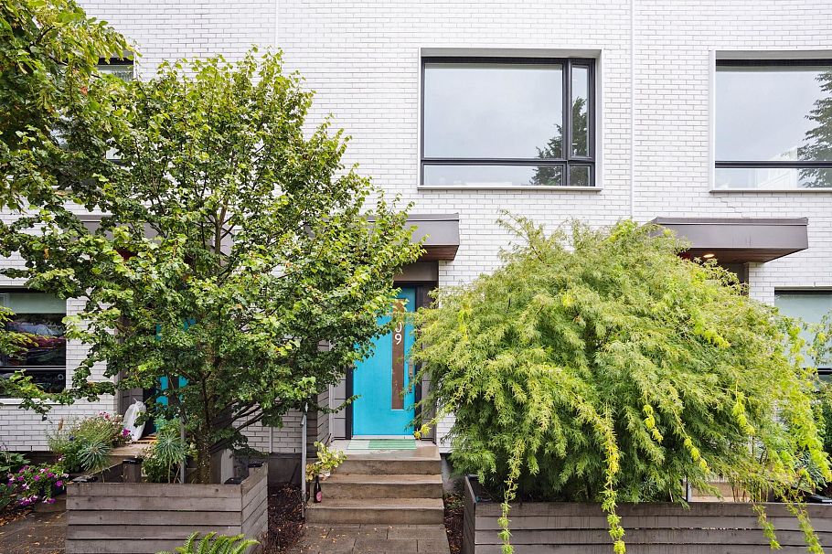 109 321 E 16th Avenue Vancouver, BC - 1