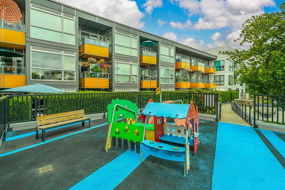 317 1588 E Hastings Street Vancouver, BC - 25