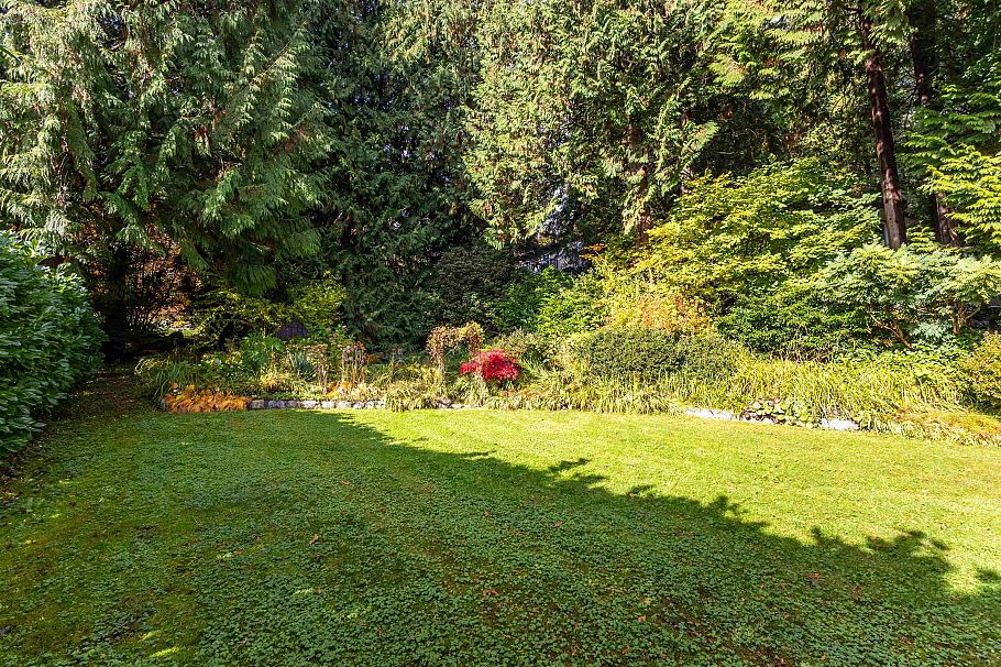 3063 Royal Avenue North Vancouver, BC - 19