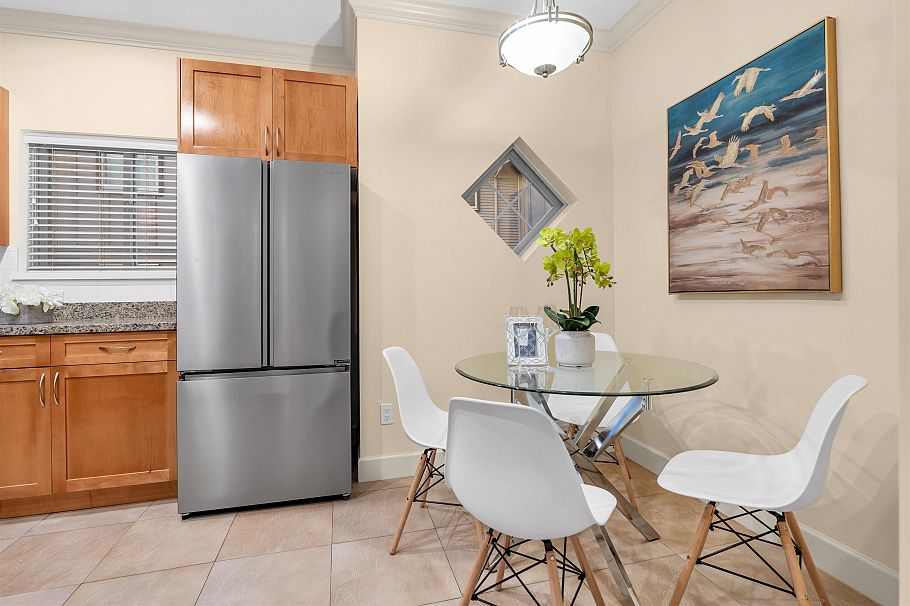 8 3139 Smith Avenue Burnaby, BC - 9