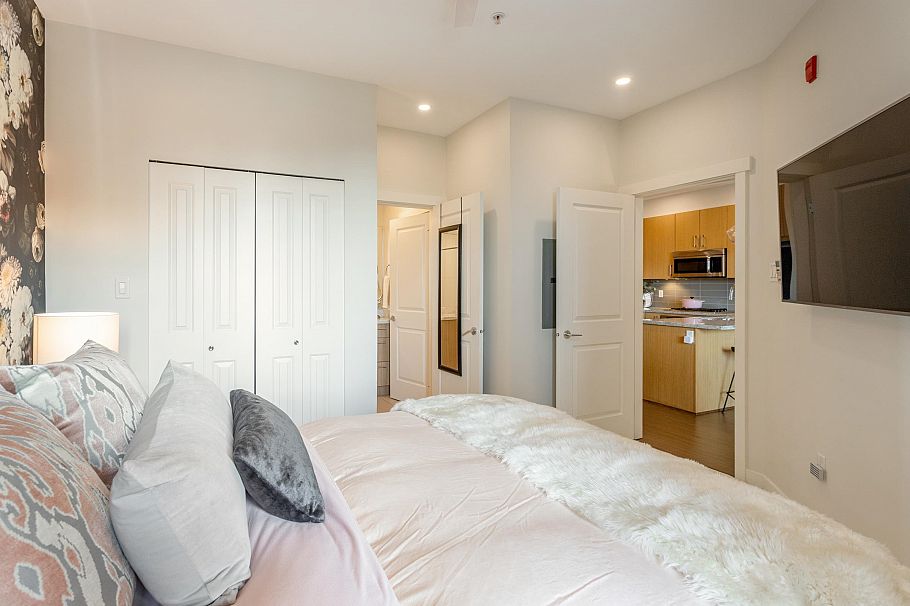 526 119 W 22nd Street North Vancouver, BC - 20