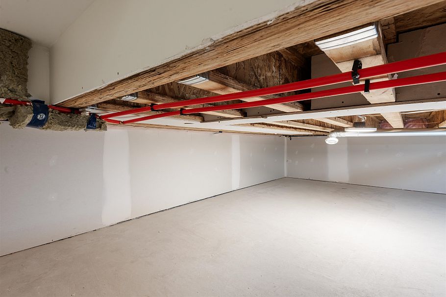 1 2764 W 14th Avenue Vancouver, BC - 38