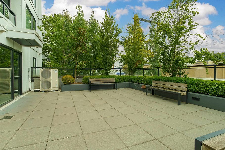 317 1588 E Hastings Street Vancouver, BC - 26