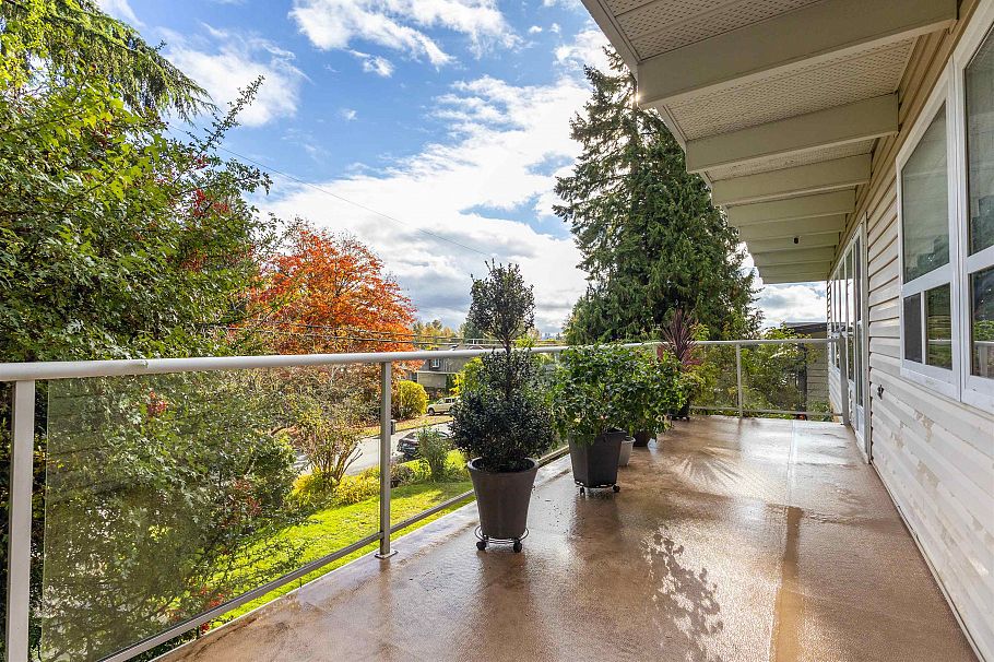 3063 Royal Avenue North Vancouver, BC - 16
