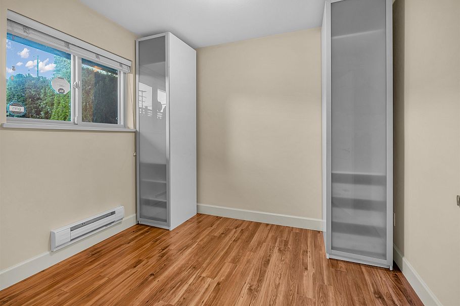 8 3139 Smith Avenue Burnaby, BC - 34