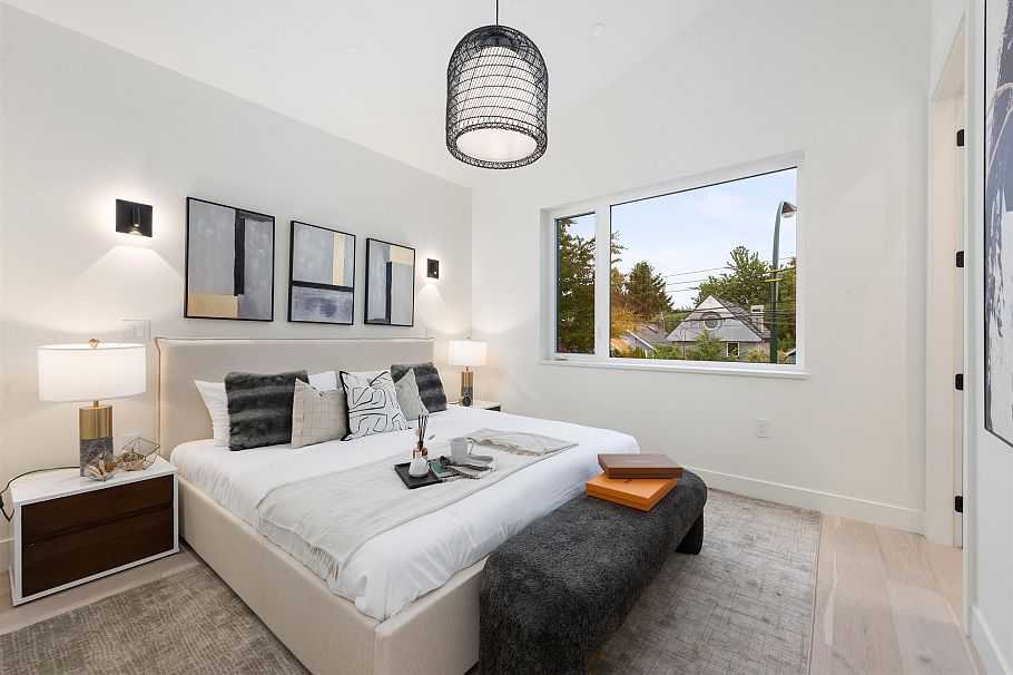 1 65 E King Edward Avenue Vancouver, BC - 18