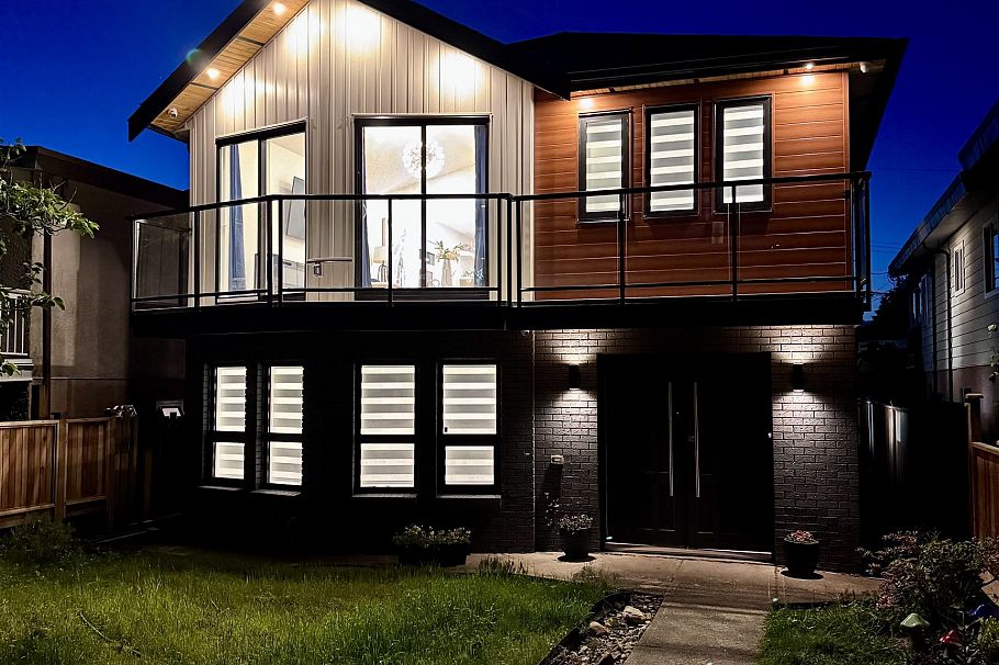 3361 E 28th Avenue Vancouver, BC - 23