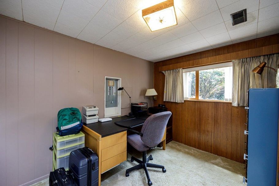 3588 Allan Road North Vancouver, BC - 30