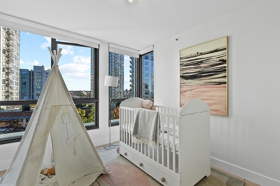 602 1177 Pacific Boulevard Vancouver, BC - 23