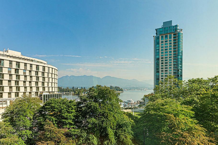 501 555 Jervis Street Vancouver, BC - 24