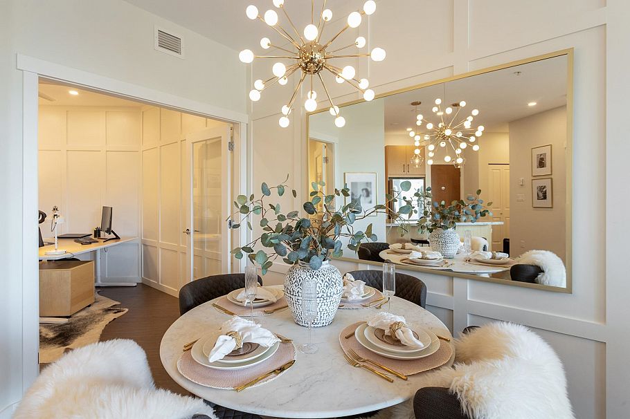 526 119 W 22nd Street North Vancouver, BC - 4