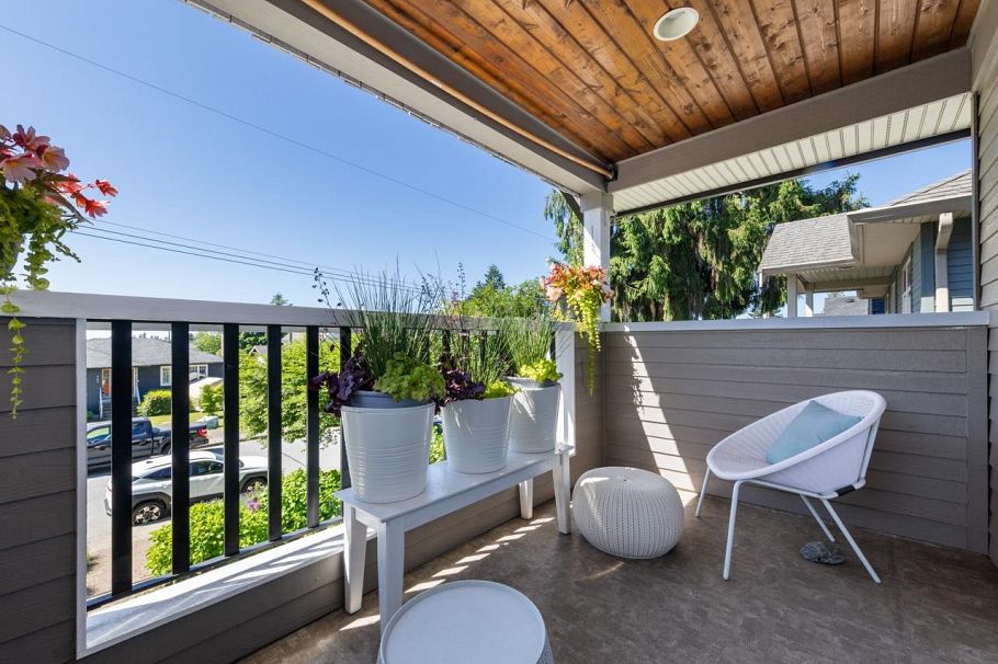 744 E 15th Street North Vancouver, BC - 19