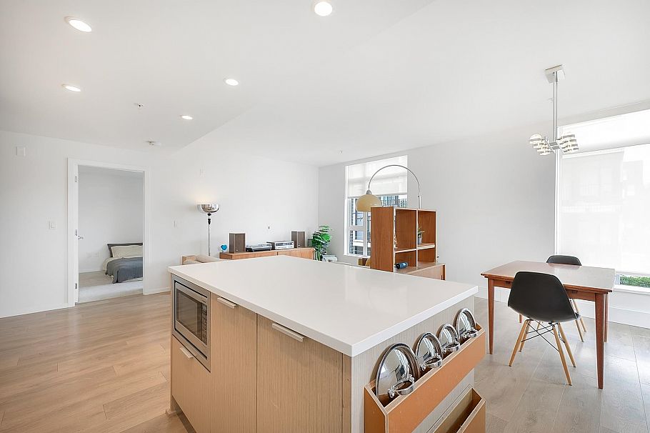 308 5085 Main Street Vancouver, BC - 7