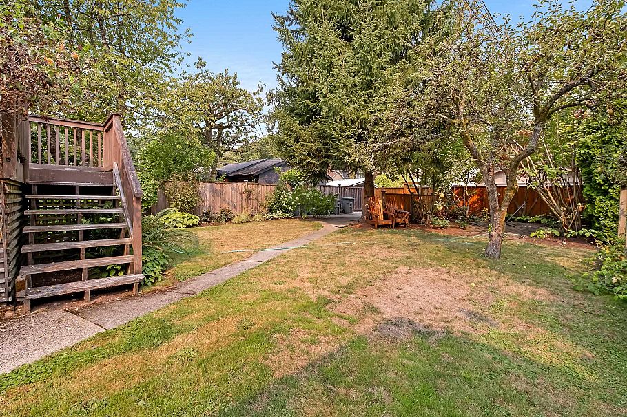 3247 W 30th Avenue Vancouver, BC - 20