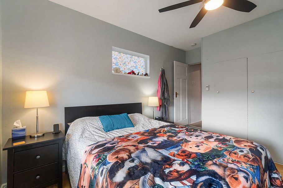 2235 East 52nd Avenue Vancouver, BC - 18