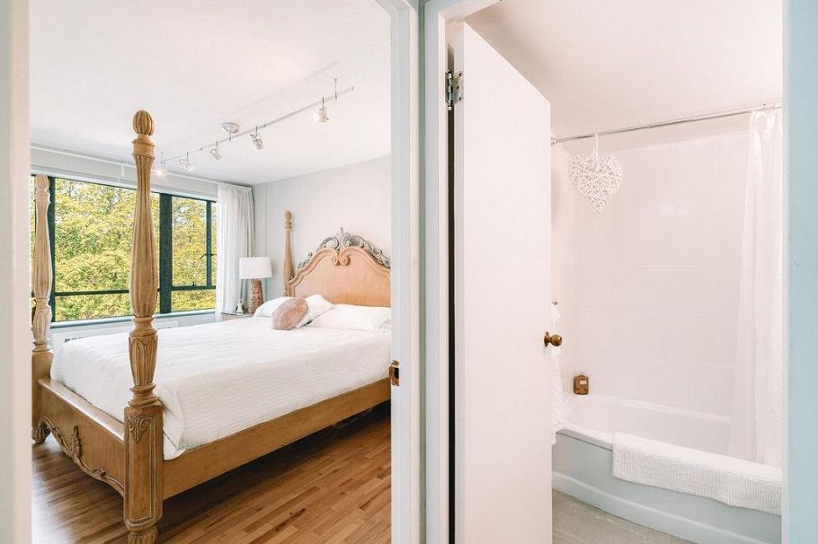 310 1445 Marpole Avenue Vancouver, BC - 18