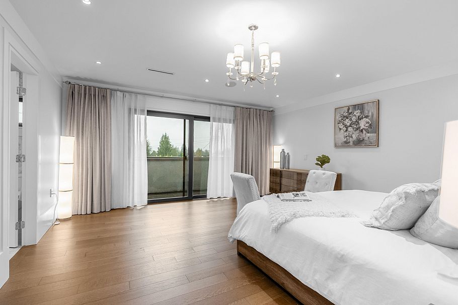 925 Beaumont Drive North Vancouver, BC - 21