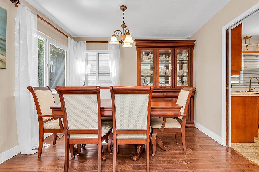 3970 Phyllis Road North Vancouver, BC - 9