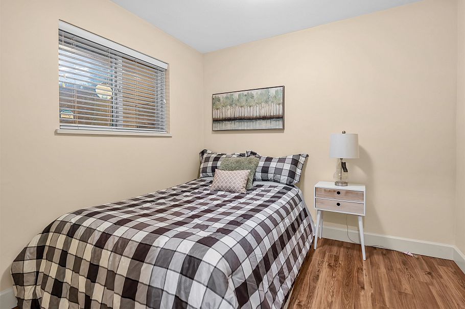 8 3139 Smith Avenue Burnaby, BC - 17