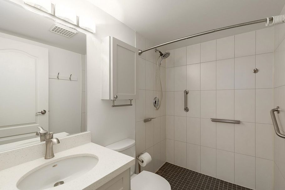 104 3218 Ontario Street Vancouver, BC - 26