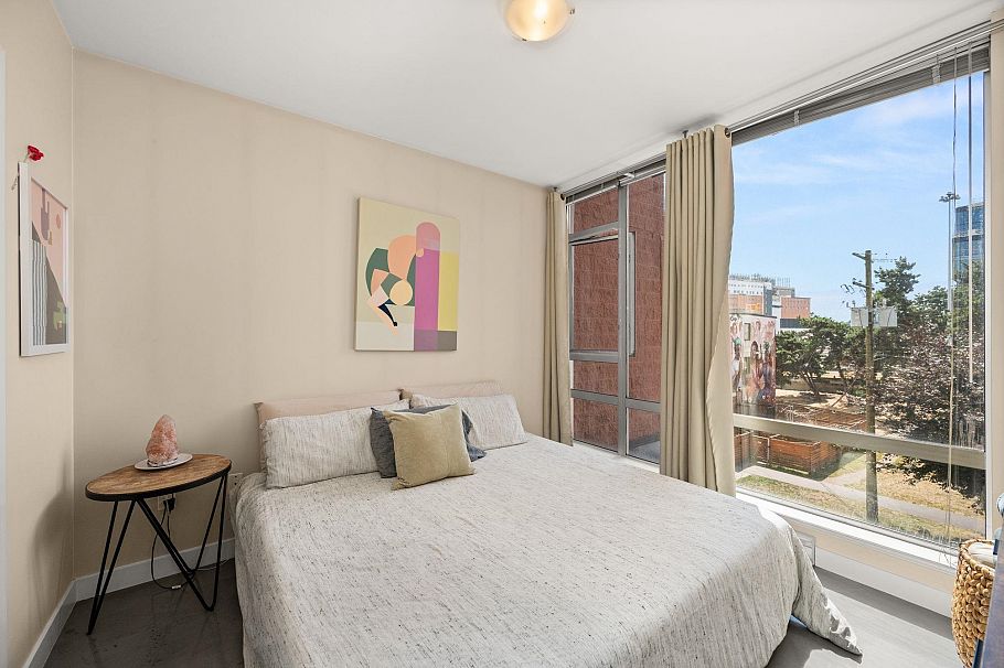 315 221 Union Street Vancouver, BC - 17