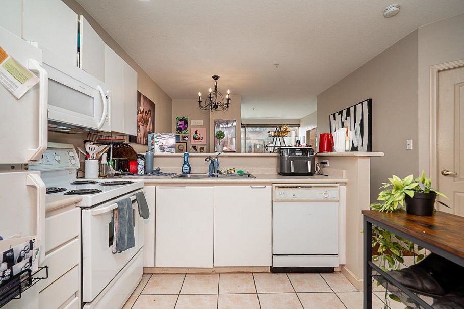 803 1177 Hornby Street Vancouver, BC - 12