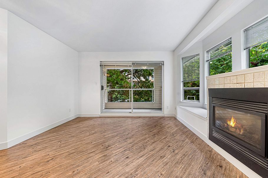 303 123 E 6th Street North Vancouver, BC - 6