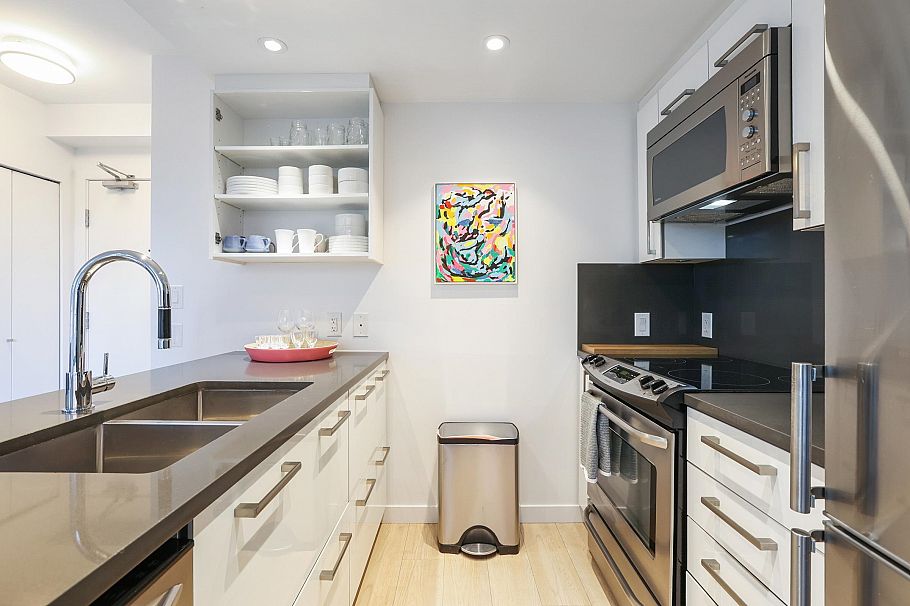 305 933 E Hastings Street Vancouver, BC - 7