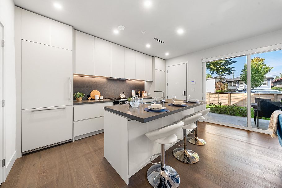 1 620 E 46th Avenue Vancouver, BC - 10