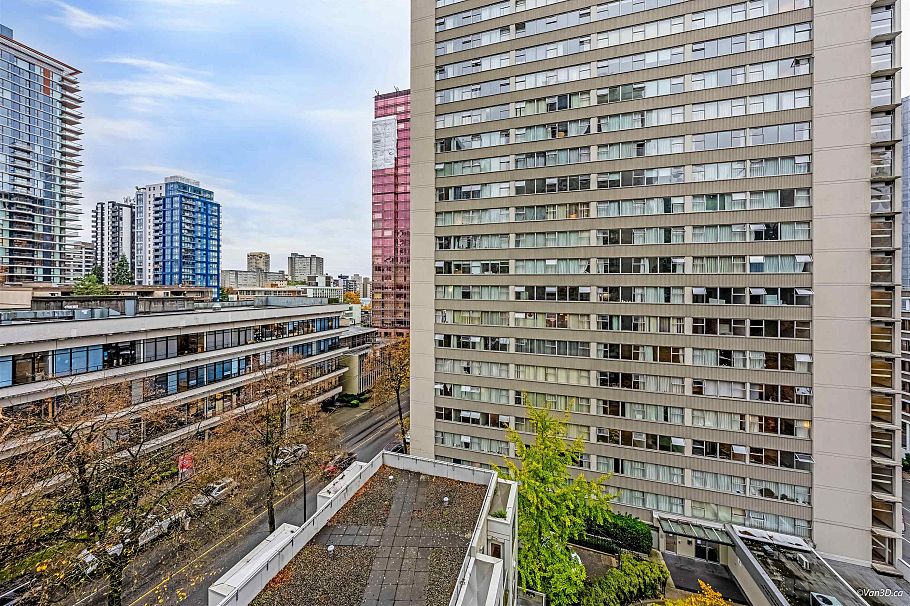 805 1420 W Georgia Street Vancouver, BC - 10