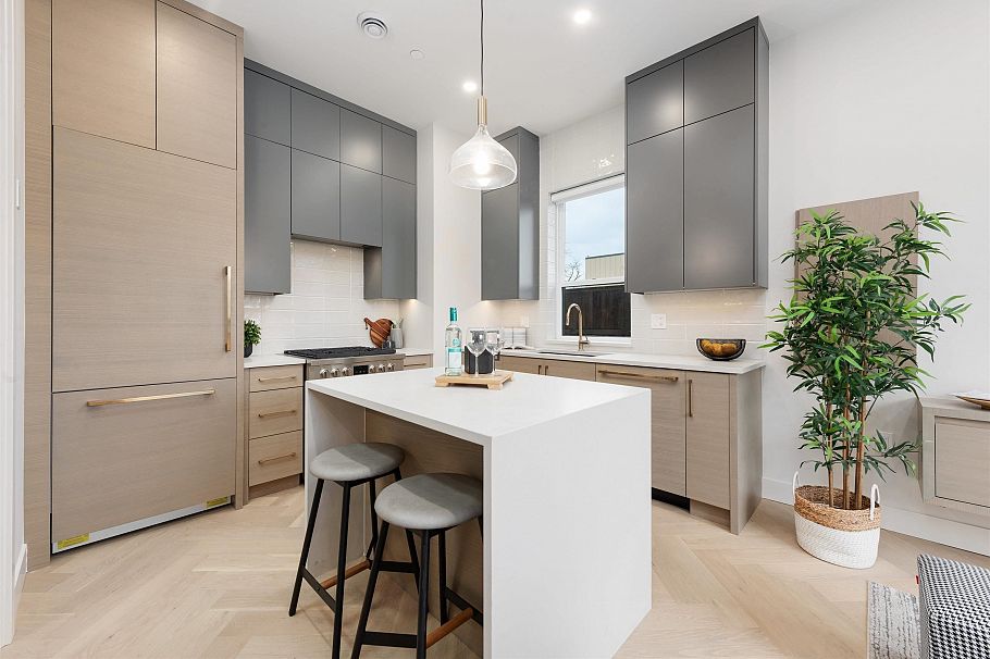 3351 Kaslo Street Vancouver, BC - 5