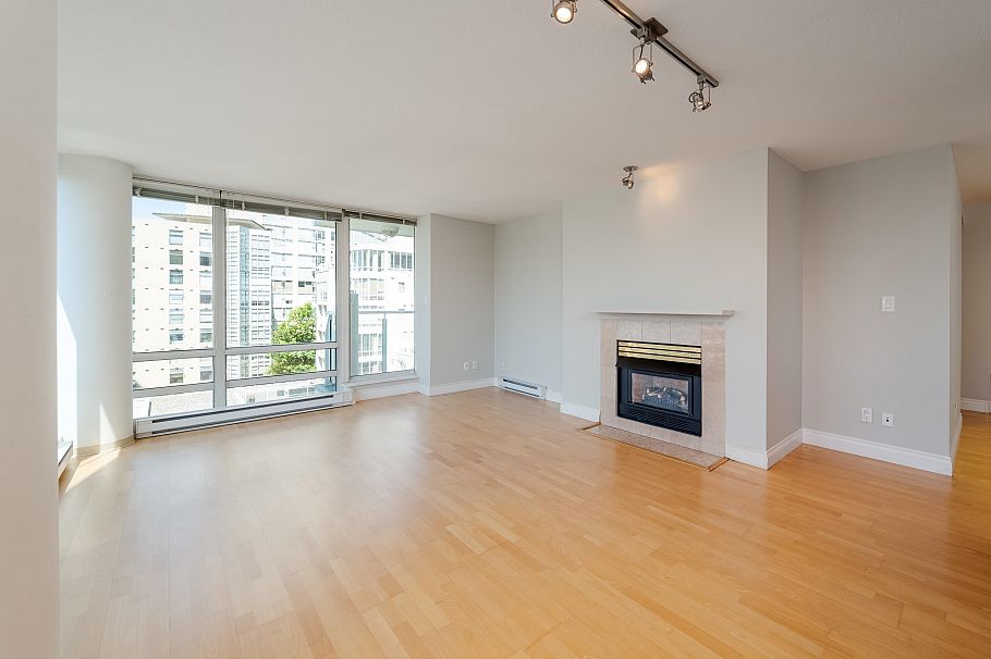 805 1500 Hornby Street Vancouver, BC - 17