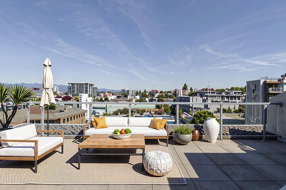 PH2 587 W 7th Avenue Vancouver, BC - 1