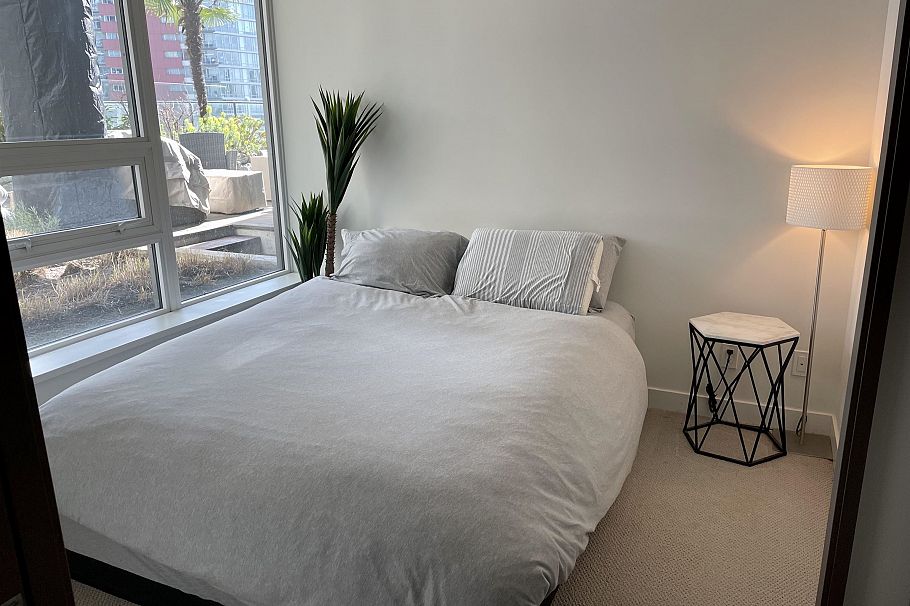 303 68 Smithe Street Vancouver, BC - 16