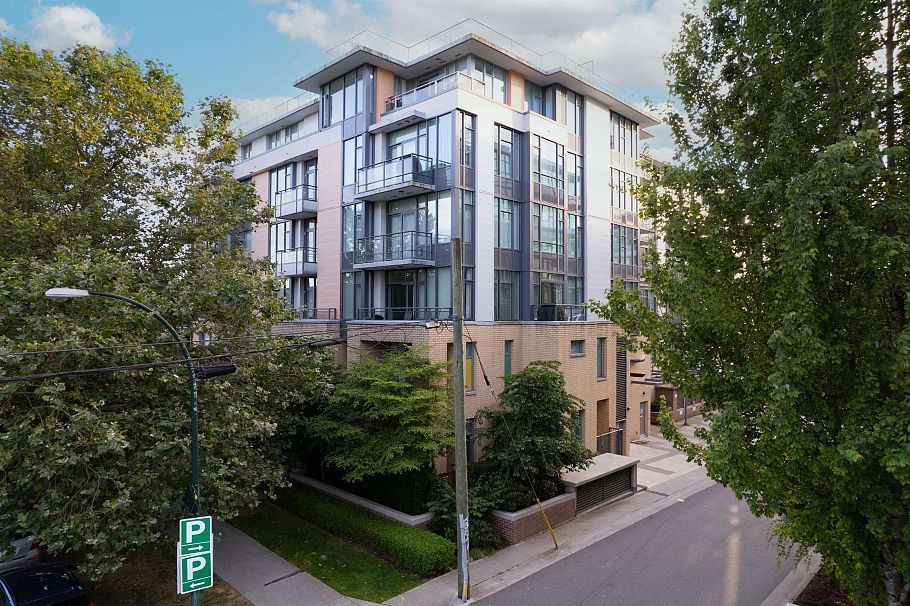 309 2565 Maple Street Vancouver, BC - 39