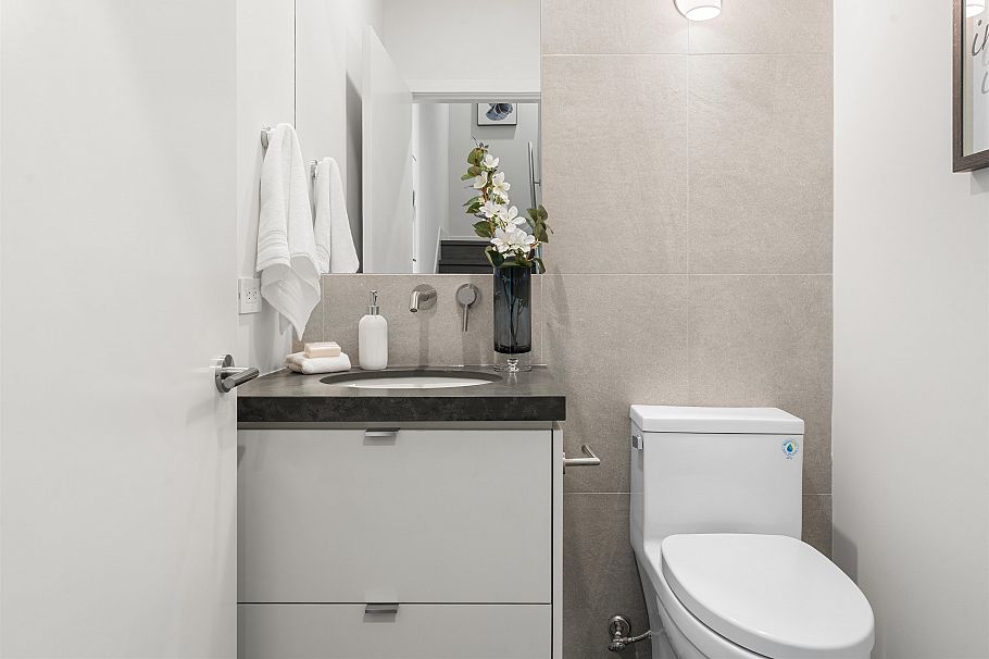 1 620 E 46th Avenue Vancouver, BC - 19