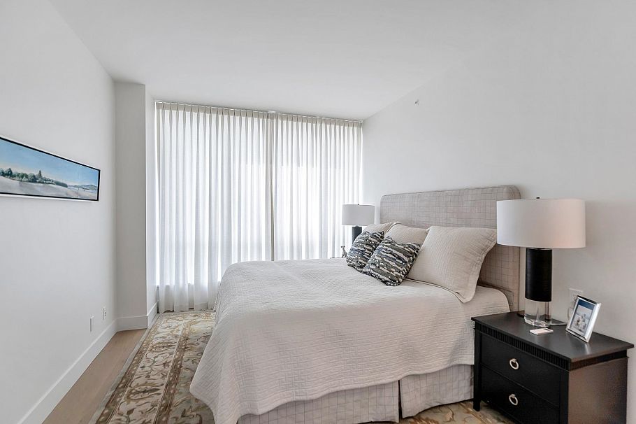 801 1328 Marinaside Crescent Vancouver, BC - 22