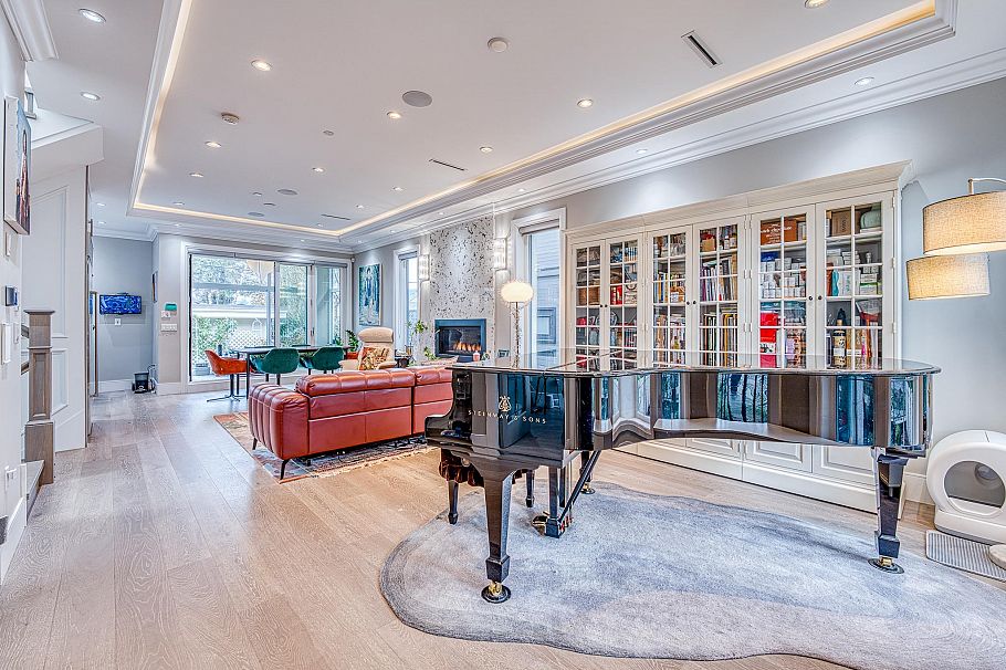 3537 W 18th Avenue Vancouver, BC - 9