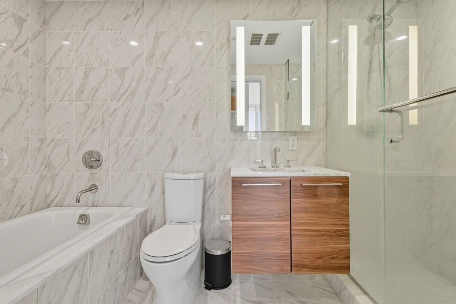 702 8488 Cornish Street Vancouver, BC - 17