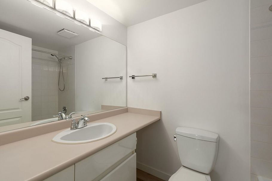 104 3218 Ontario Street Vancouver, BC - 19