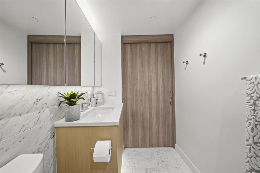 1206 1768 Cook Street Vancouver, BC - 12