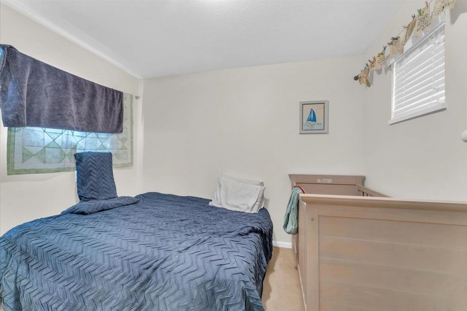 3060 W 8th Avenue Vancouver, BC - 16