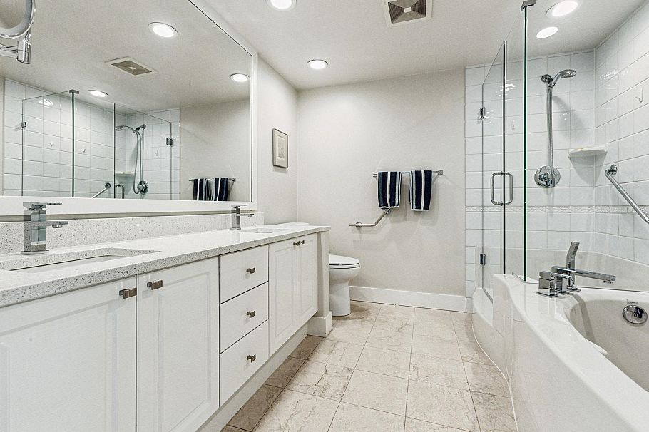 1901 5775 Hampton Place Vancouver, BC - 24