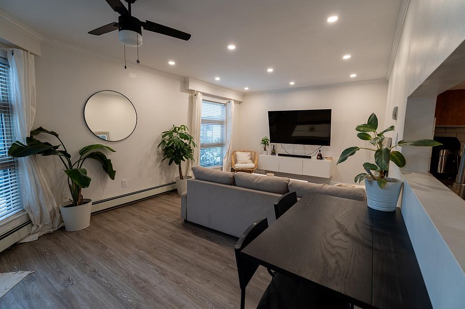 105 235 W 4TH STREET, North Vancouver BC V7M 1H8 North Vancouver, BC - 9