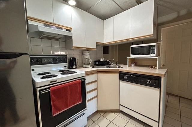 2591 Belloc Street North Vancouver, BC - 30