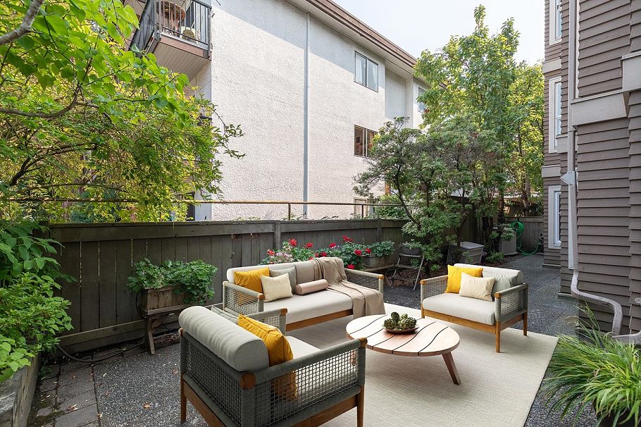 104 3218 Ontario Street Vancouver, BC - 3