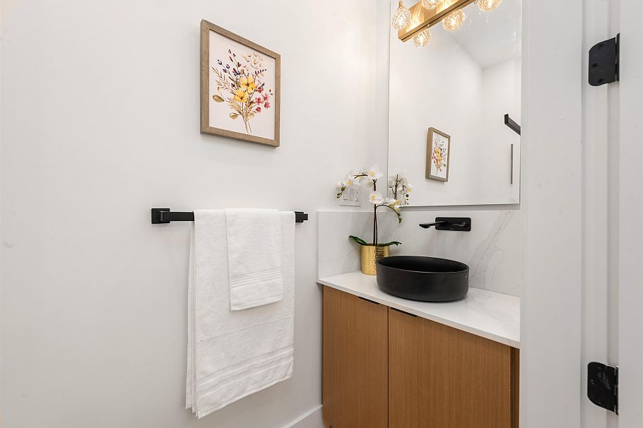 2052 Ferndale Street Vancouver, BC - 18